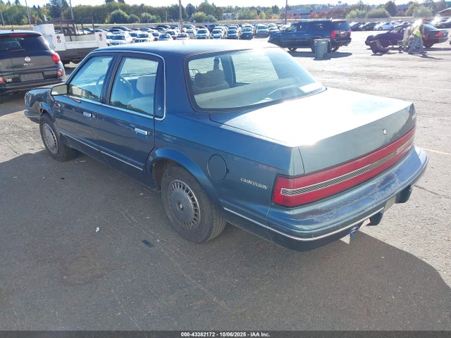 1995 BUICK CENTURY 1G4AG55M9S6461010 Photo 2