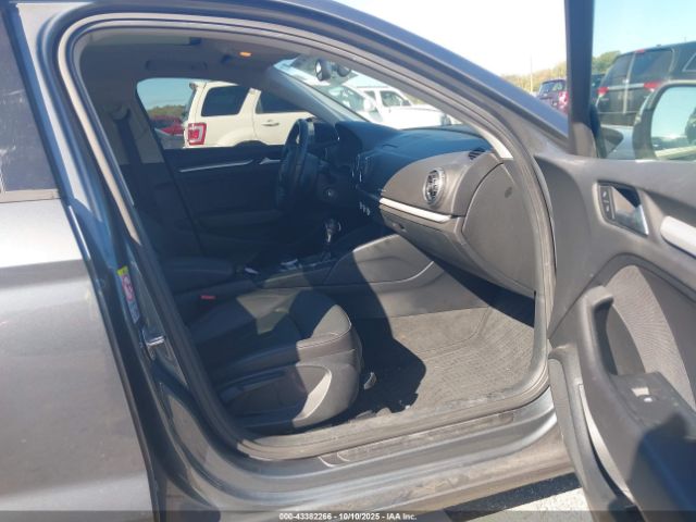 2015 AUDI A3 WAUBFGFF8F1005698 Photo 4