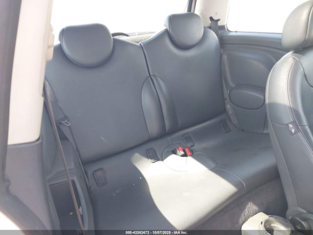 2006 MINI COOPER WMWRC33516TK16824 Photo 7