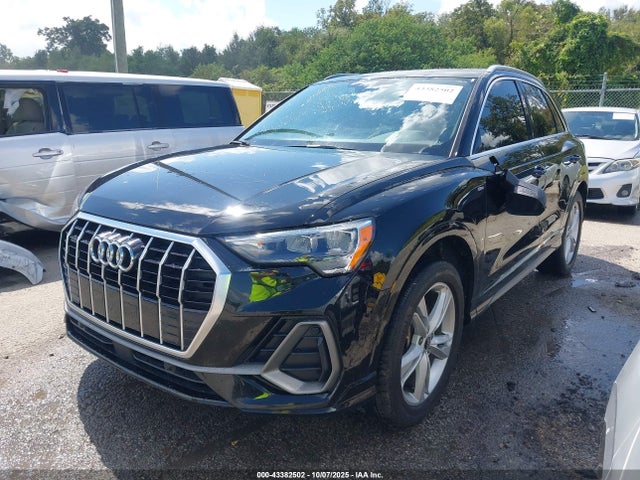 2021 AUDI Q3 WA1DECF30M1025366 Photo 1