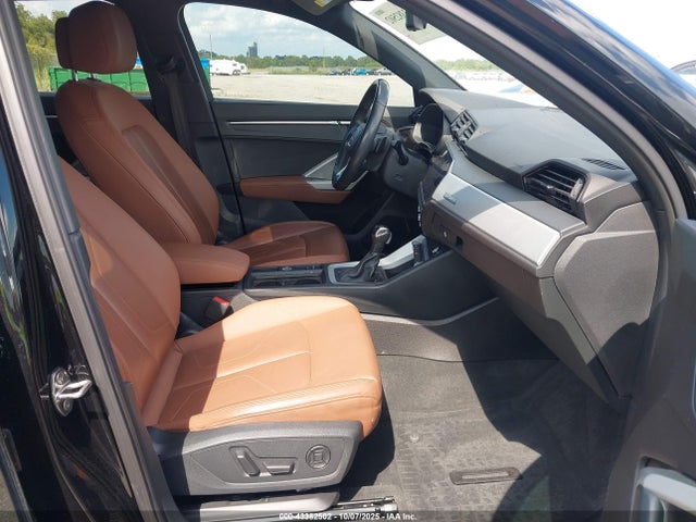 2021 AUDI Q3 WA1DECF30M1025366 Photo 4