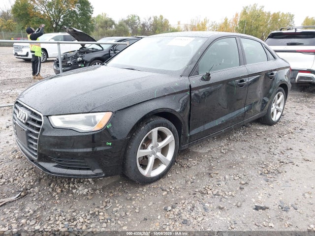 2016 AUDI A3 WAUB8GFF5G1067118 Photo 1