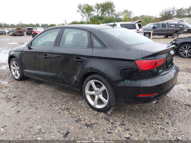 2016 AUDI A3 WAUB8GFF5G1067118 Photo 2