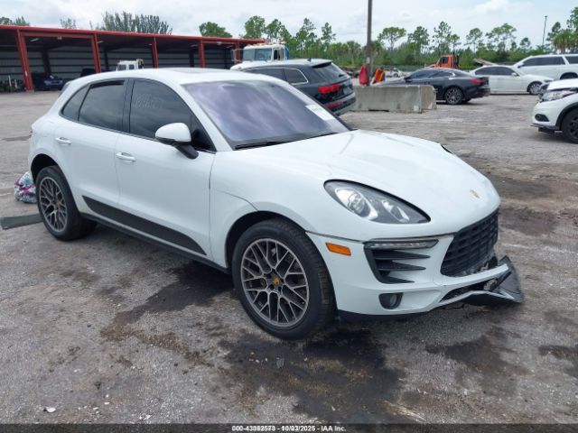 2016 PORSCHE MACAN WP1AB2A51GLB46127 Photo 0