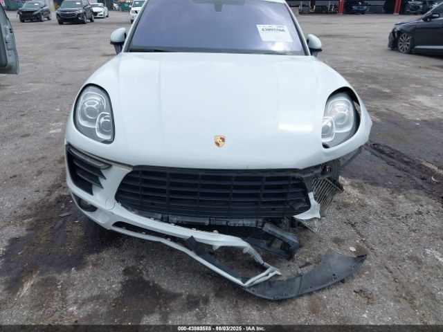 2016 PORSCHE MACAN WP1AB2A51GLB46127 Photo 5