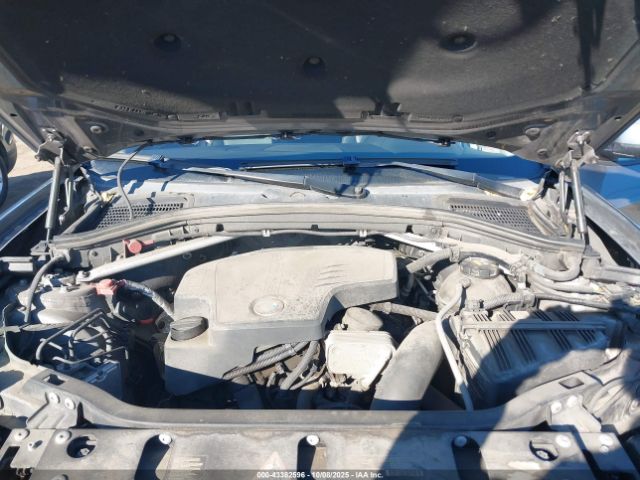 2016 BMW X3 5UXWX9C58G0D67256 Photo 9