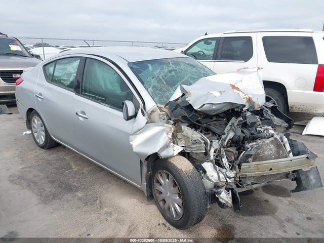 Nissan Versa 1.6 Sv 2014 3N1CN7AP3EL800579 zdjęcie główne