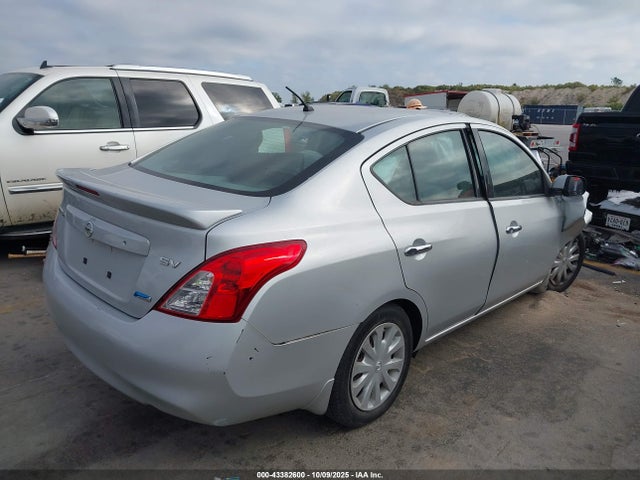 Nissan Versa 1.6 Sv 2014 3N1CN7AP3EL800579 Image 4