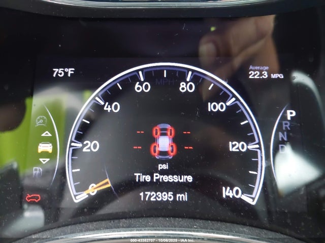 2017 Jeep Grand Cherokee Laredo 4x2 მანქანა იყიდება აუქციონზე, vin: 1C4RJEAG2HC605807, აუქციონის ნომერი: 43382707
