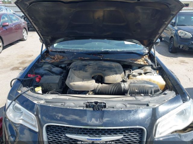 2019 CHRYSLER 300 2C3CCAAG0KH619772 Photo 9