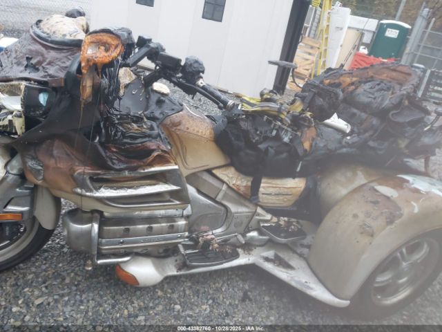 2008 HONDA GL1800 1HFSC47F78A709991 Photo 1