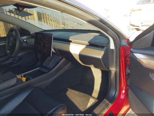 2022 TESLA MODEL 3 5YJ3E1EA4NF190139 Photo 4