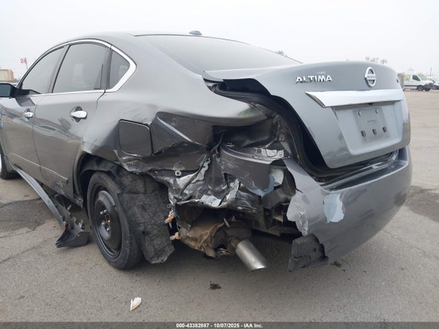Nissan Altima 2015 1N4AL3AP9FC235258 Image 18