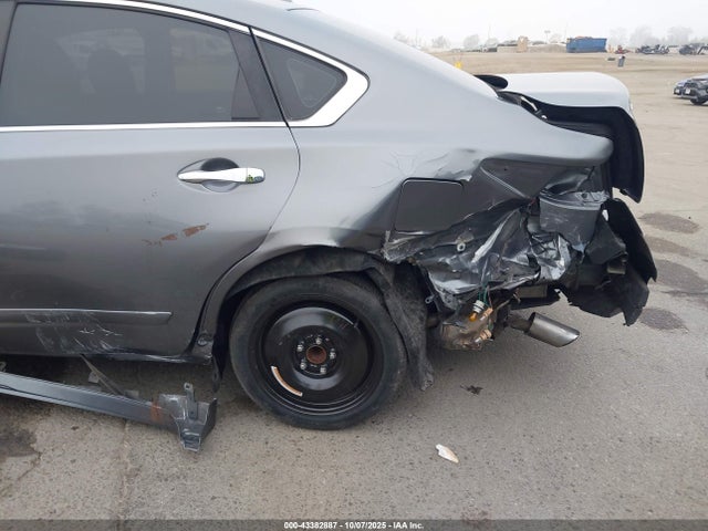 Nissan Altima 2015 1N4AL3AP9FC235258 Image 6