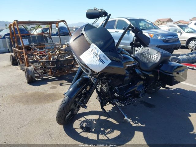 2018 HARLEY-DAVIDSON FLTRX 1HD1KHC15JB614189 Photo 1