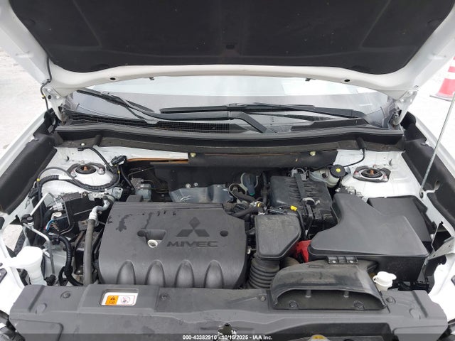 2019 MITSUBISHI OUTLANDER JA4AD3A38KZ021240 Photo 9