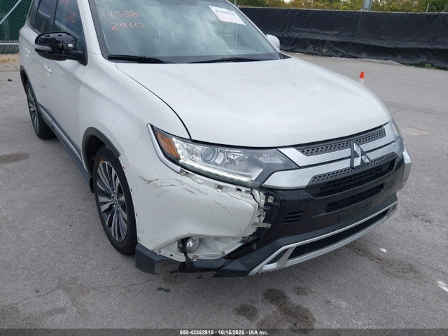 2019 MITSUBISHI OUTLANDER JA4AD3A38KZ021240 Photo 5