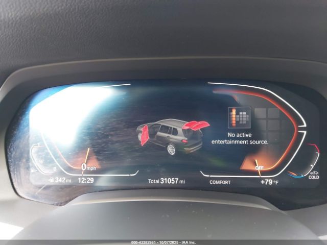 2022 BMW X7 5UXCW2C01N9M36733 Photo 6