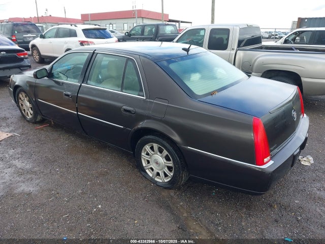 2008 CADILLAC DTS 1G6KD57YX8U111491 Photo 2