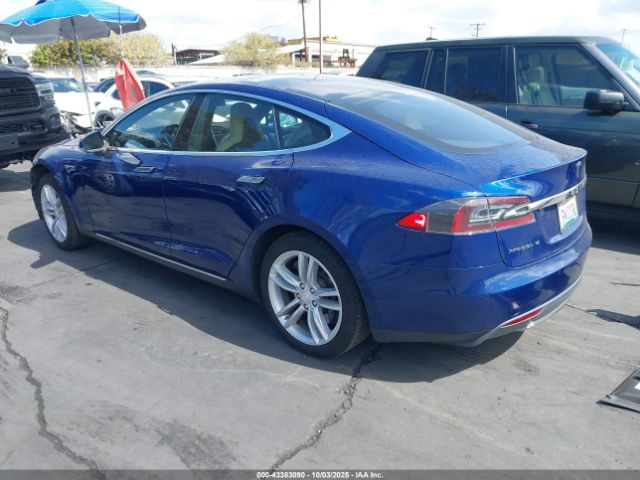 2015 TESLA MODEL S 5YJSA1E11FF119084 Photo 2