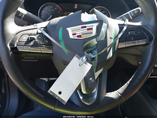 2020 CADILLAC XT4 1GYFZCR43LF057747 Photo 10