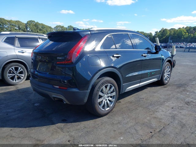2020 CADILLAC XT4 1GYFZCR43LF057747 Photo 3
