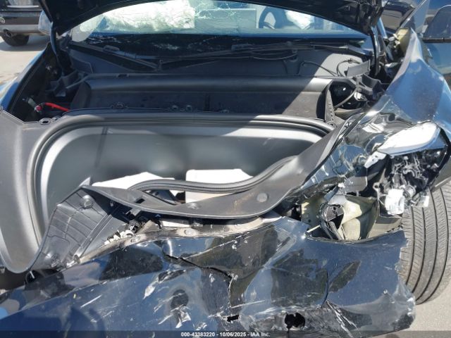 2024 TESLA MODEL Y 7SAYGDED7RA333554 Photo 9