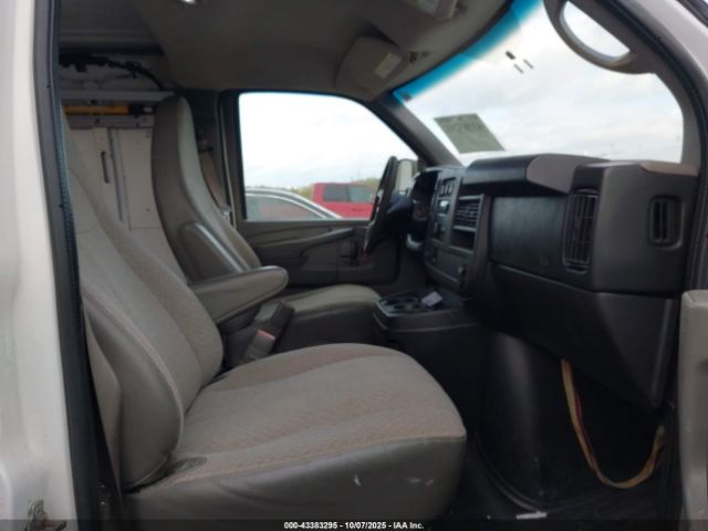 2013 CHEVROLET EXPRESS 3500 1GCZGTCG4D1150271 Photo 4