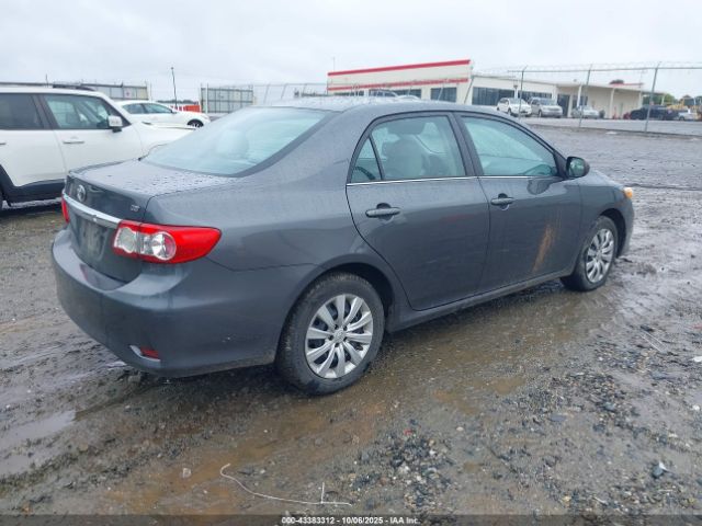 2013 TOYOTA COROLLA 2T1BU4EE4DC127256 Photo 3