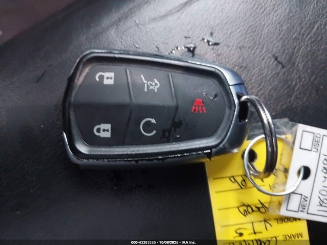 2017 CADILLAC XT5 1GYKNBRS9HZ110590 Photo 10