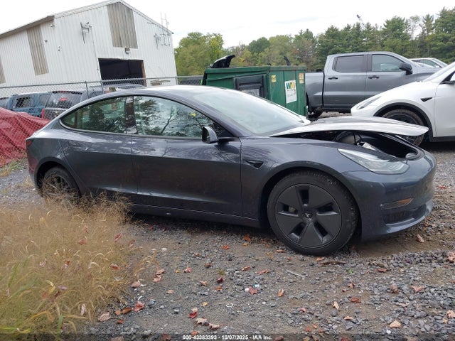 Tesla Model 3 Long Range Dual Motor All-wheel Drive 2022 5YJ3E1EB4NF260019 Image 13