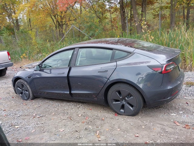 Tesla Model 3 Long Range Dual Motor All-wheel Drive 2022 5YJ3E1EB4NF260019 Image 14