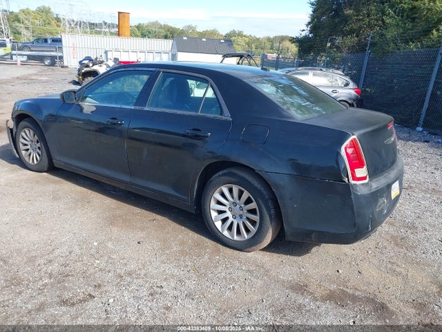 Chrysler 300 2014 2C3CCAAGXEH103312 Image 3