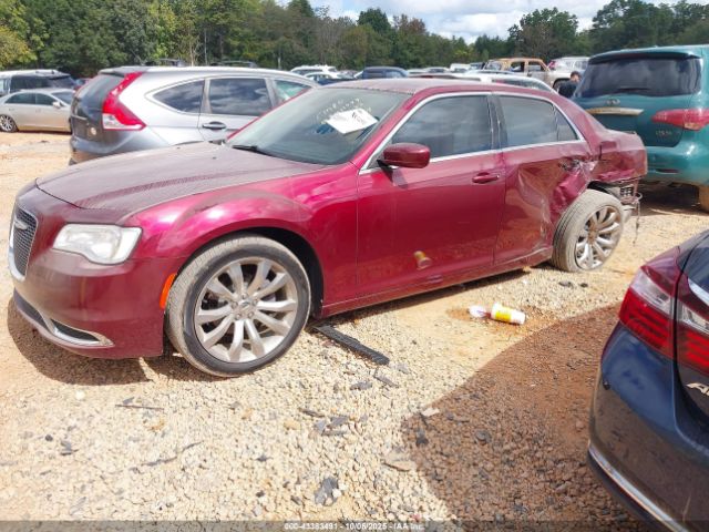 2017 CHRYSLER 300 2C3CCAAG4HH668157 Photo 1