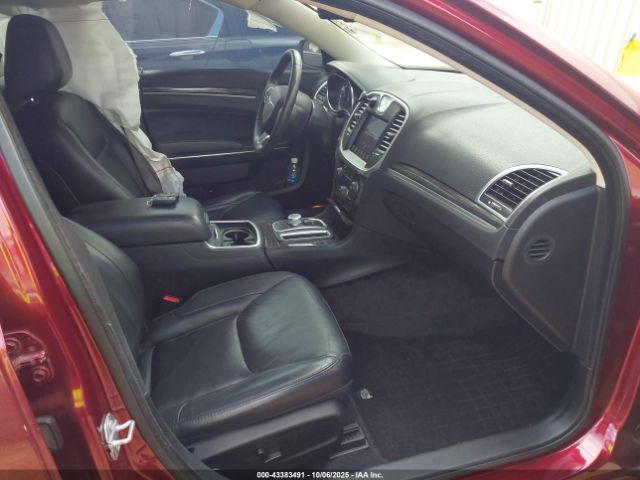 2017 CHRYSLER 300 2C3CCAAG4HH668157 Photo 4