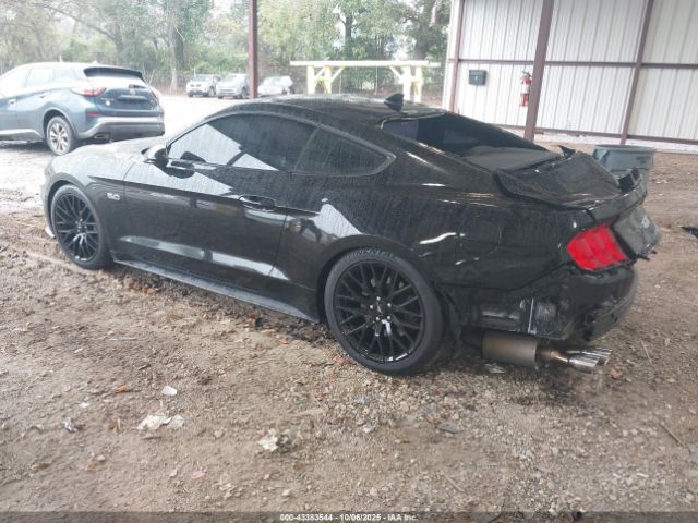 2021 FORD MUSTANG 1FA6P8CF6M5102728 Photo 2