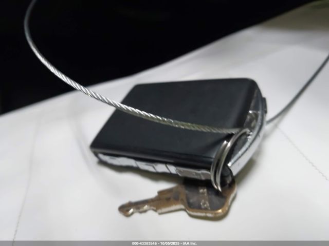 2017 VOLVO S90 YV1102AK6H1006868 Photo 10