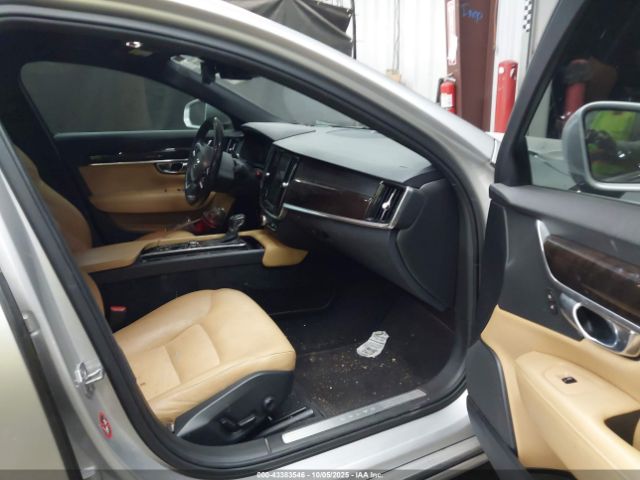 2017 VOLVO S90 YV1102AK6H1006868 Photo 4