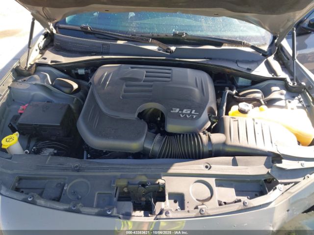 2019 CHRYSLER 300 2C3CCAAG0KH601594 Photo 9