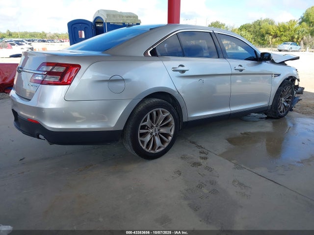 Продажа на аукционе авто 2019 Ford Taurus Limited, vin: 1FAHP2F86KG114625, номер лота: 43383656