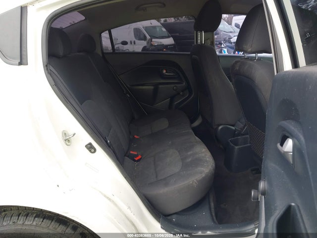 KIA dohc gamma 2015 KNADM4A35F6457492 Image 8
