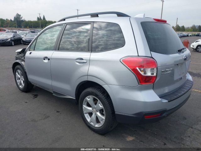 2016 SUBARU FORESTER JF2SJAFC5GH461561 Photo 2