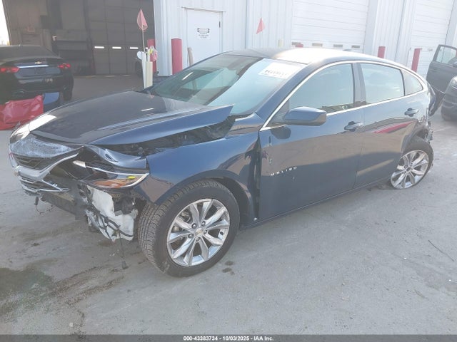2022 CHEVROLET MALIBU 1G1ZD5ST4NF154045 Photo 1