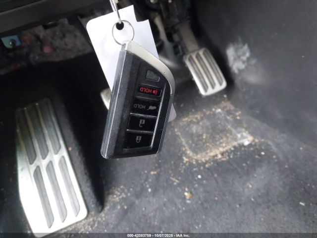 2024 ACURA RDX 5J8TC2H64RL011833 Photo 10