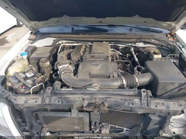 Nissan 2014 2014 1N6AD0ER2EN715322 Image 10