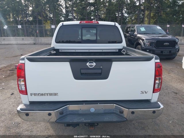 Nissan 2014 2014 1N6AD0ER2EN715322 Image 17