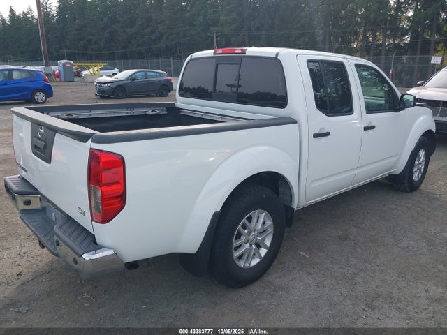 Nissan 2014 2014 1N6AD0ER2EN715322 Image 4
