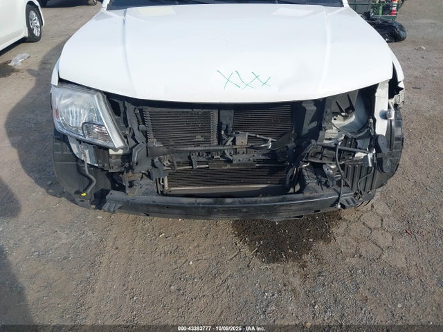Nissan 2014 2014 1N6AD0ER2EN715322 Image 6