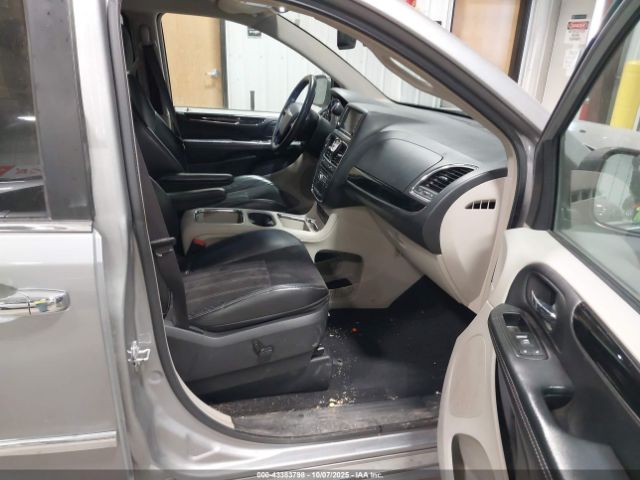 2015 CHRYSLER TOWN & COUNTRY 2C4RC1JG0FR698673 Photo 4