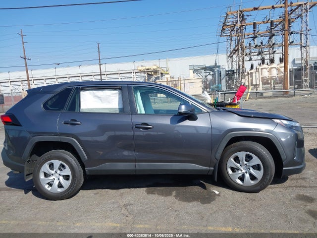 Toyota RAV4 LE 2024 2T3K1RFV4RC281730 Image 13